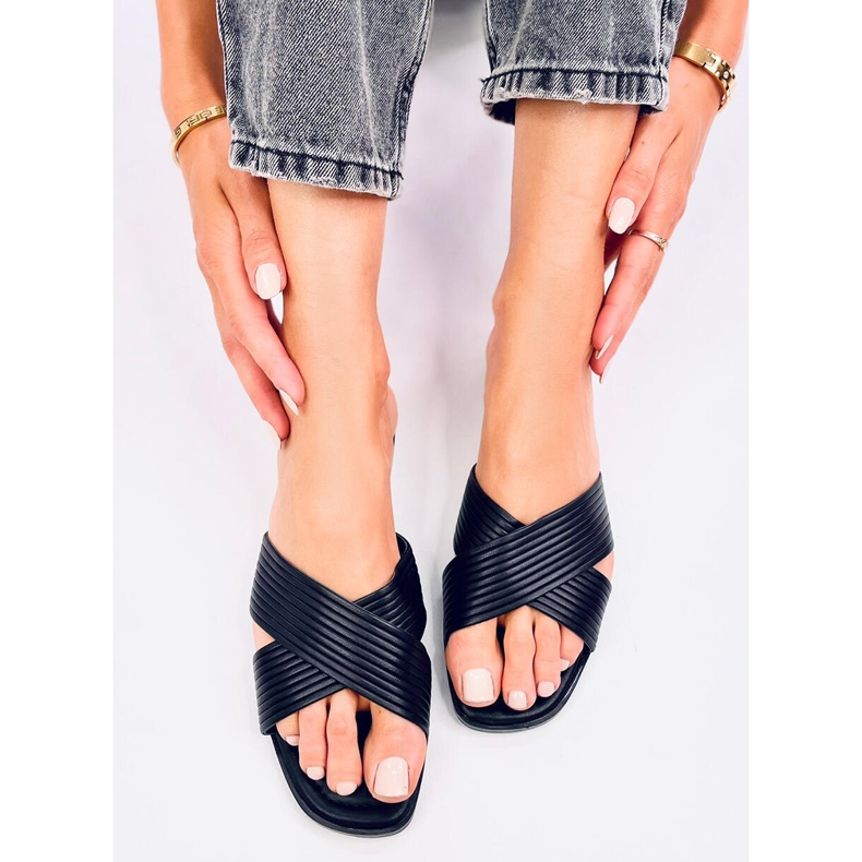 Fuzzy Black women's slippers 1