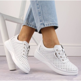 Vinceza W JAN274 white leather openwork wedge shoes 1