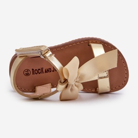 Children's sandals with a Velcro bow, gold Joratia golden 2 Children's sandals with a Velcro bow, gold Joratia golden 2