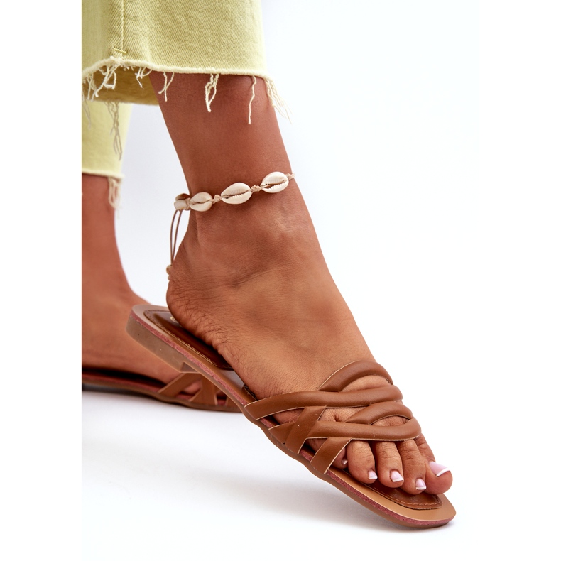 Flat-heeled eco-leather flip flops brown 5