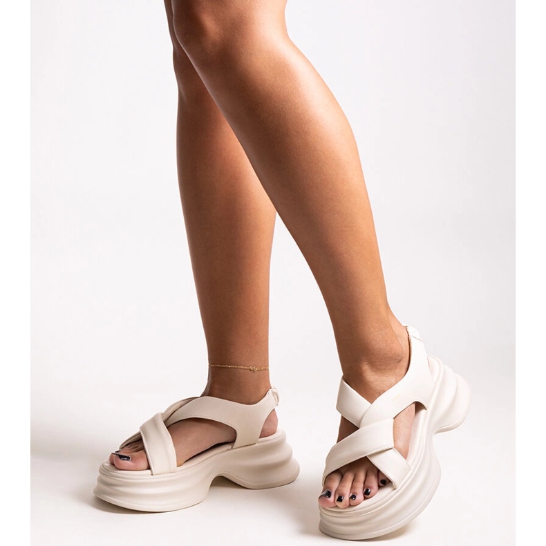 Beige leather sandals GOE NN2N4105 1