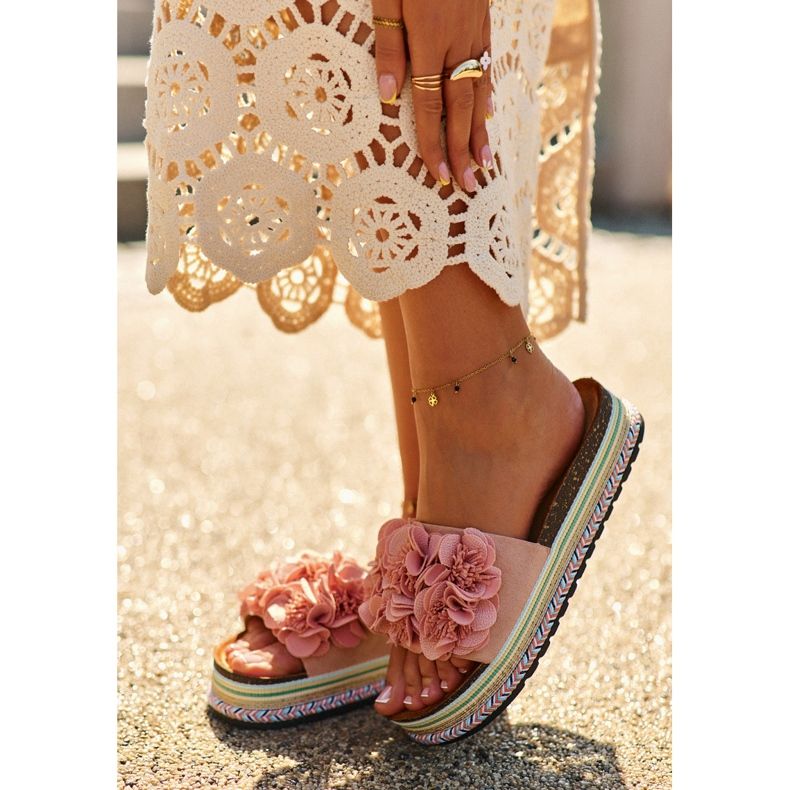Women's Platform Flip Flops Decorated with Flowers, Pink Nodina 2