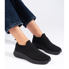 Women's black slip-on sports shoes 1
