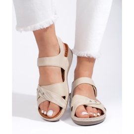 Light beige women's platform sandals 1