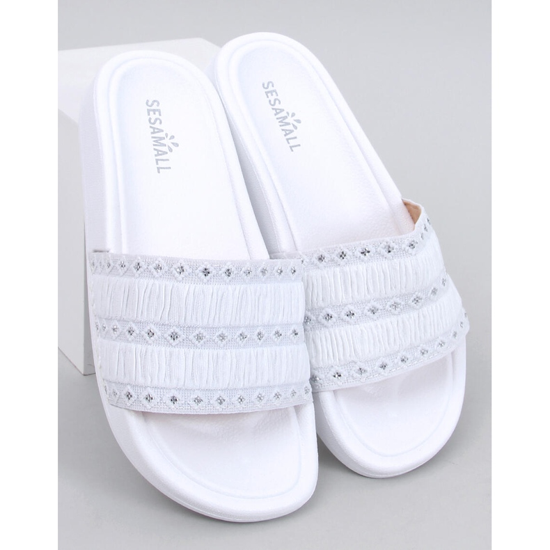 Diakis White women's flip-flops 1