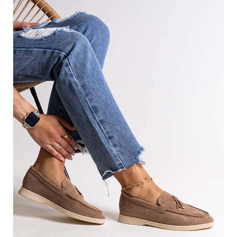 Dark brown moccasins with a metal pendant from Fiorano beige 1