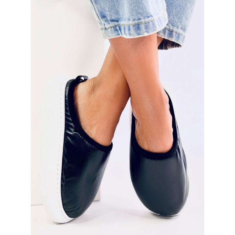 BM Insulated winter slippers Toby Black 1