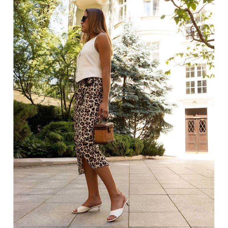 White Maloua low-heeled mules 2