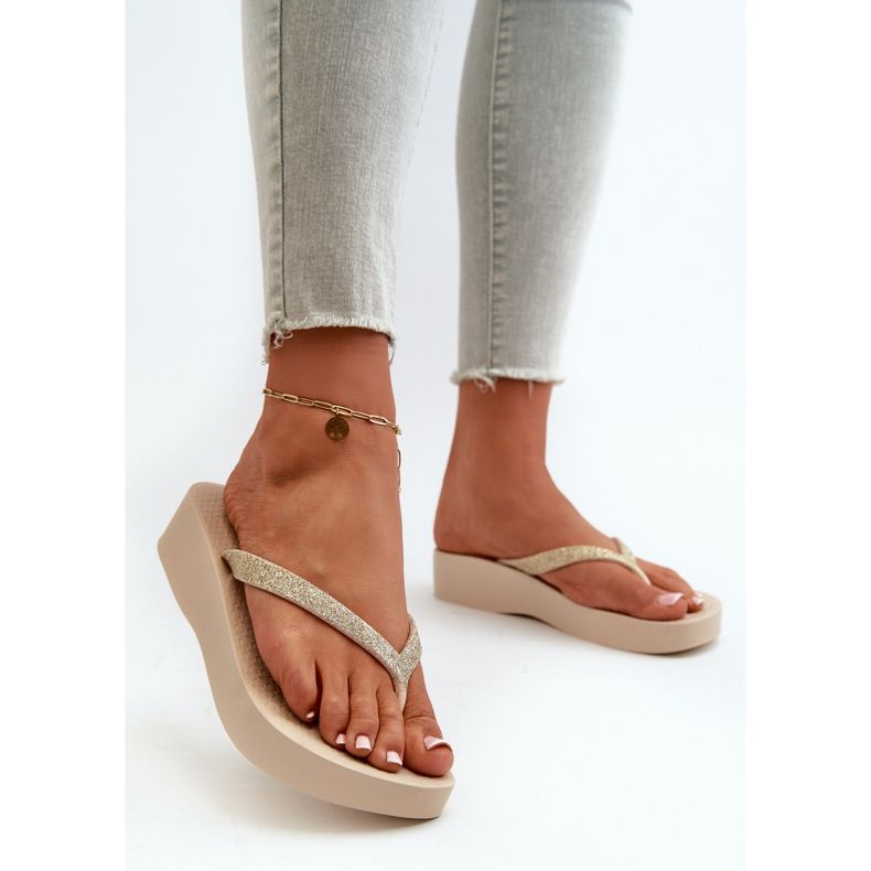 Women's Flip-Flops With a Glitter Strap 83386 Ipanema Mesh Chic Plat Fem Beige 2