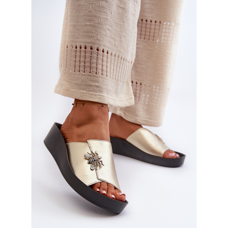 Elegant Women's Flip-Flops With Decoration, Natural Leather S.Barski KV27-015 Gold golden 2 Elegant Women's Flip-Flops With Decoration, Natural Leather S.Barski KV27-015 Gold golden 2