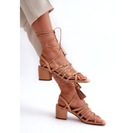 Low -heeled sandals decorated with Camel studs beige 4