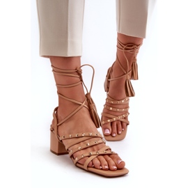 Low -heeled sandals decorated with Camel studs beige 2