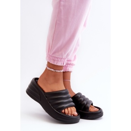 Lightweight women's foam flip-flops on a wedge and platform, Black Tendrea 1