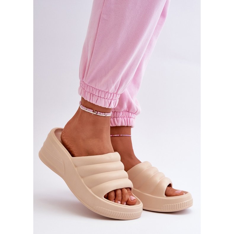 Lightweight Foam Women's Wedge and Platform Flip-Flops Beige Tendrea 1