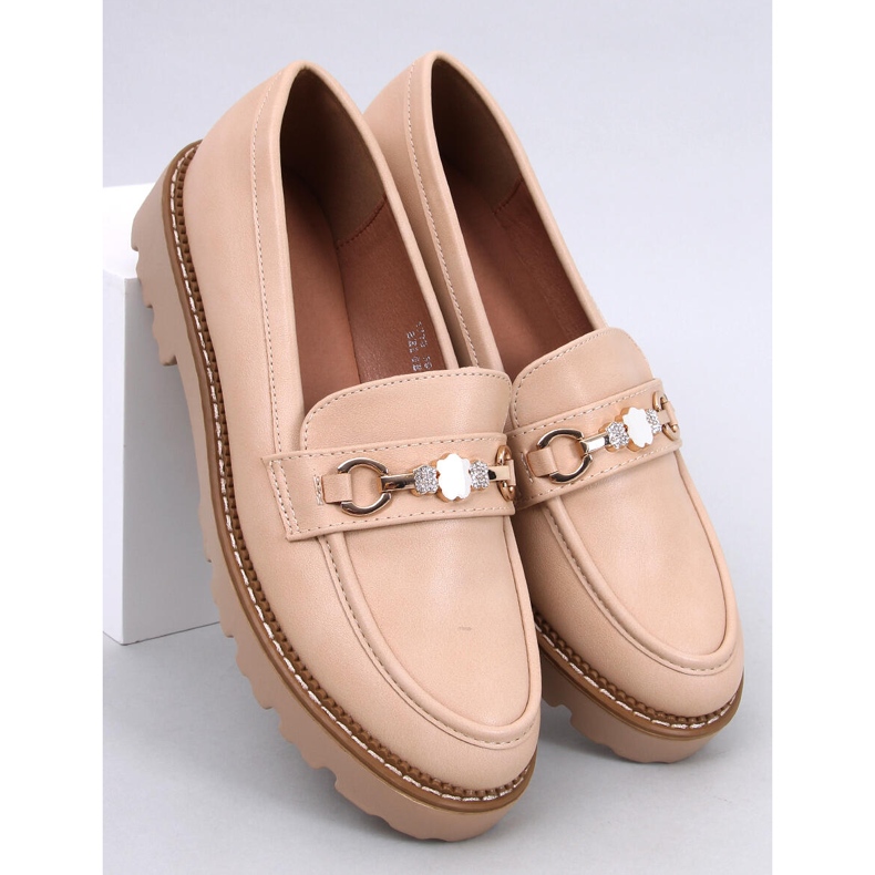 Nivetti Beige platform loafers 1