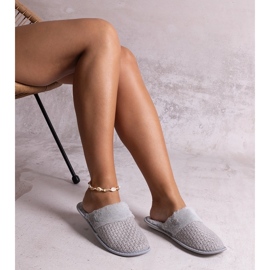 Gray slippers decorated with Sira thread grey 1