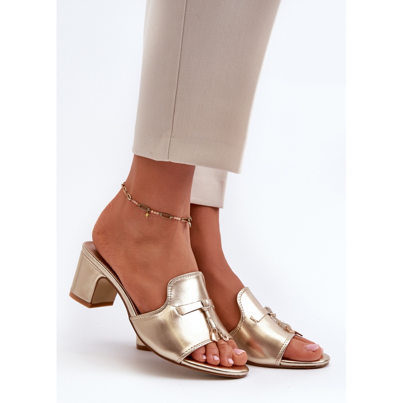 Women's Flip-Flops Made of Eco-Leather on the Heel Gold Jemenna golden 1