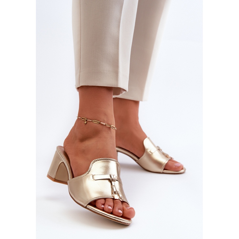 Women's Flip-Flops Made of Eco-Leather on the Heel Gold Jemenna golden 2