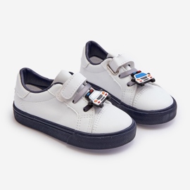 Pennyn White and Navy Blue Children's Sneakers with Pin 2
