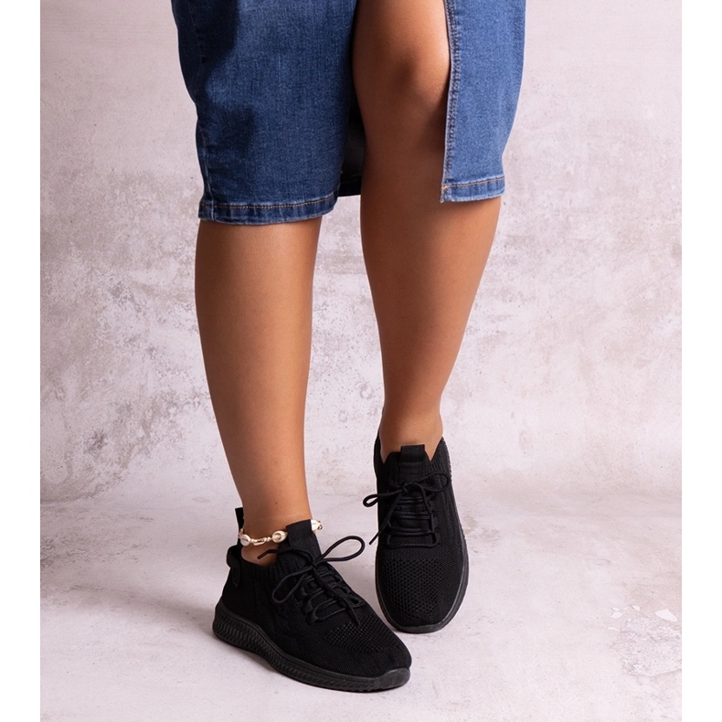 Black Khitam sports sneakers 1