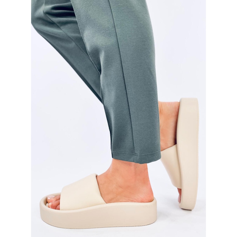 Soft women's slippers Fontes Beige 2