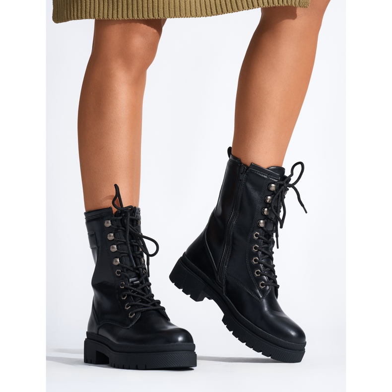 Black lace-up women's workers 1