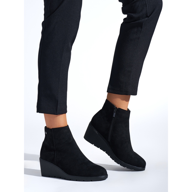 Black wedge boots 1