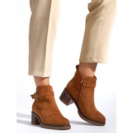 Brown women's boots 1