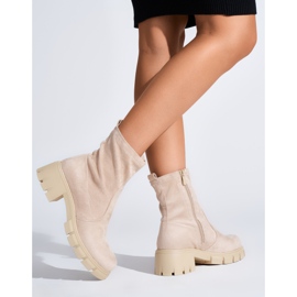 Ladies' beige boots 2
