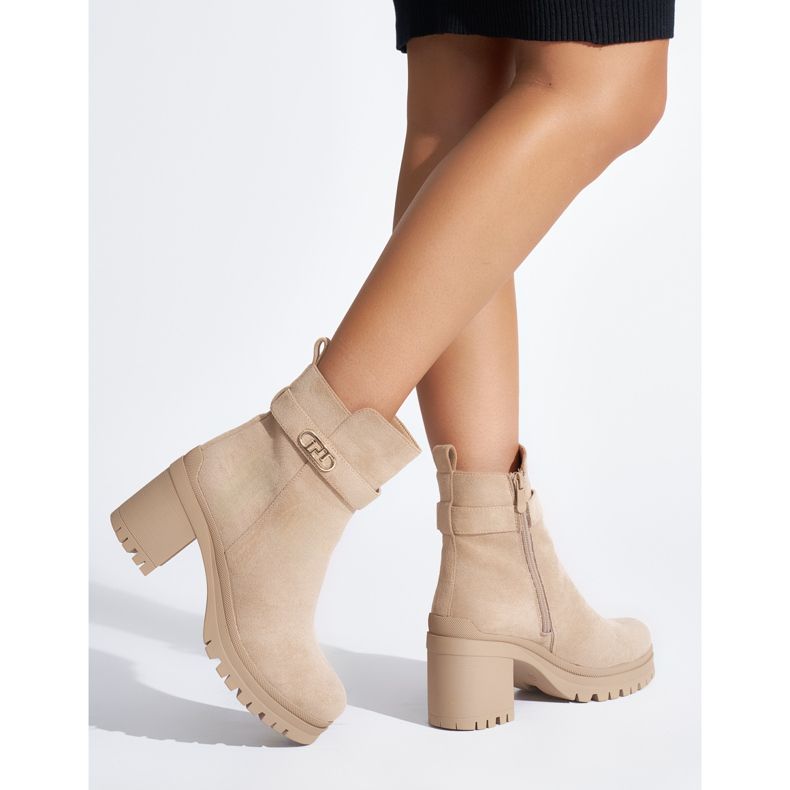 Beige women's ankle boots with a heel 2