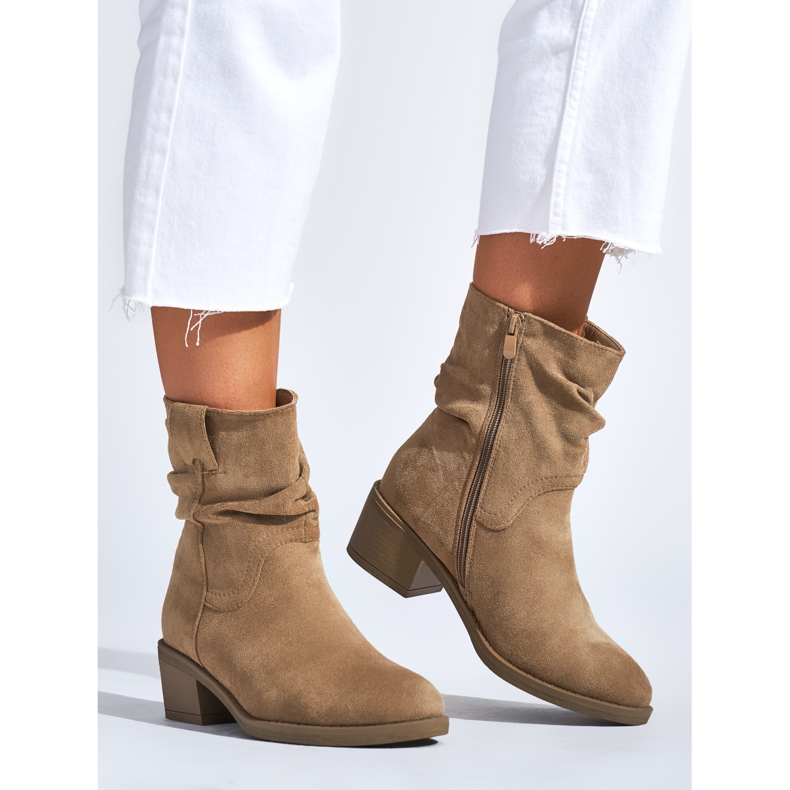 Beige cowboy boots for women 1 Beige cowboy boots for women 1