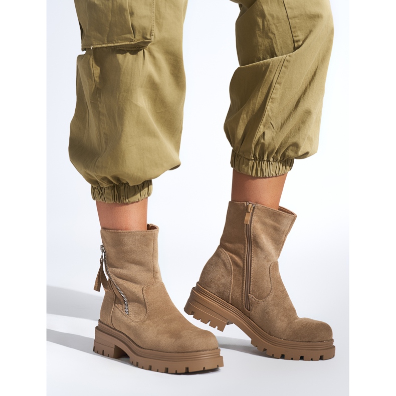 Dark beige women's ankle boots with a decorative zipper 1