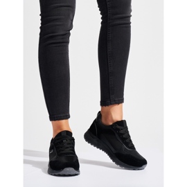 Black women's sports shoes 1