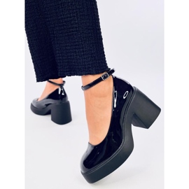 Wide heel pumps Termet Black 1