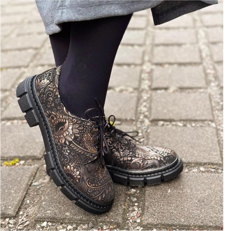 Olivier Women's leather shoes with thick soles, flowers, 1134 PLN multicolored 2