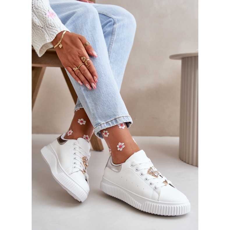 Low-Top Sneakers in Eco-Leather with White and Silver Pins Cillione 2