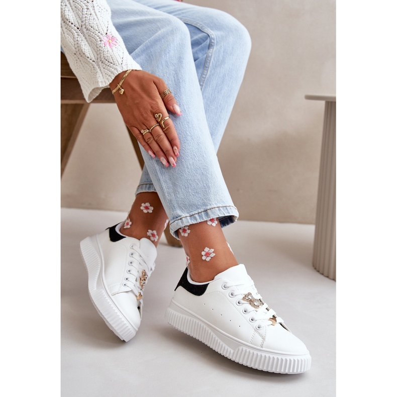 Low-Top Sneakers In Eco-Leather With Pins In Black And White Cillione 2
