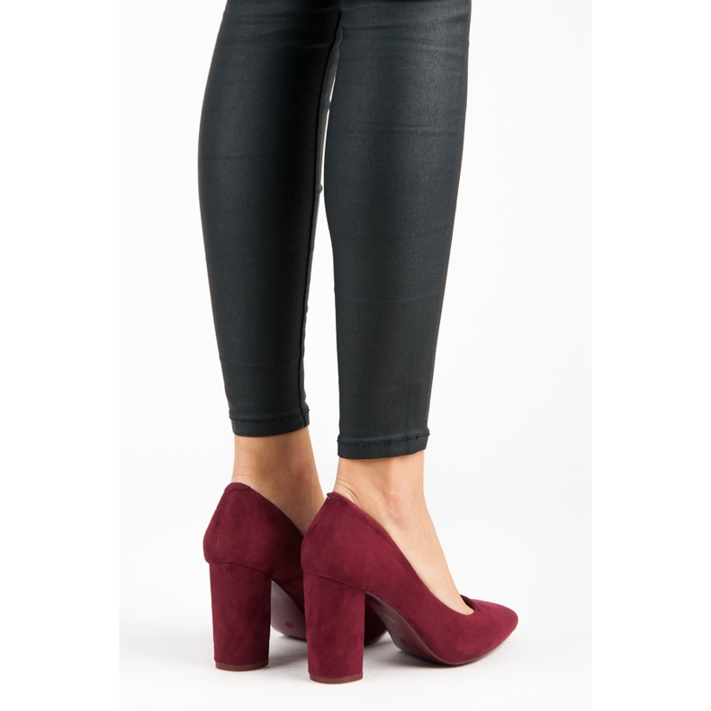 Comer Burgundy pumps red 2