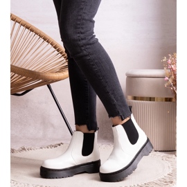 White platform ankle boots Lessaya 1