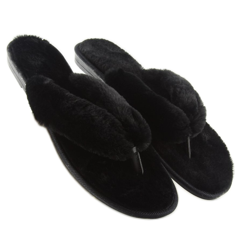 Black black flip-flops with fur 1