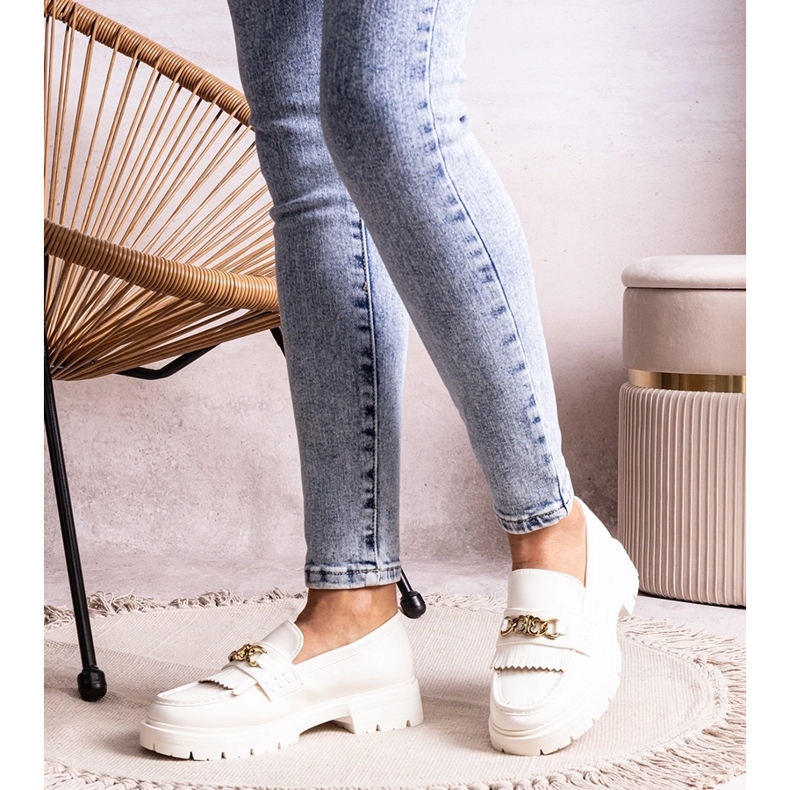 Bez marki White half-boots with gold buckle Anielania 2