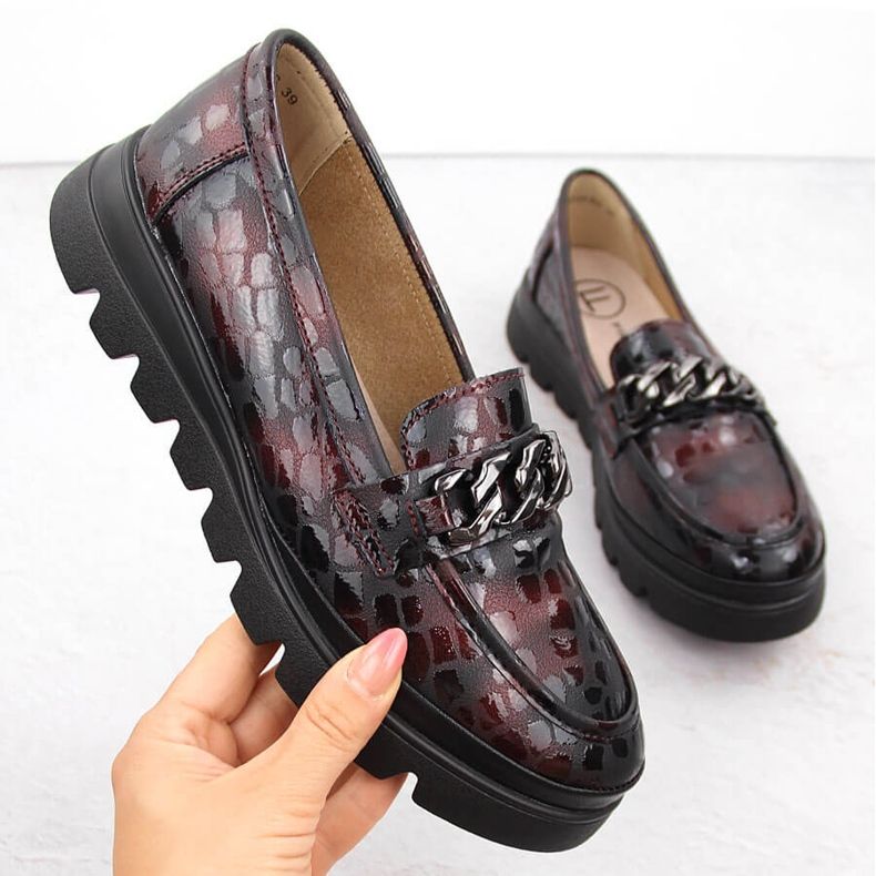 Leather women's loafers with chain burgundy Filippo DP6467 red 1