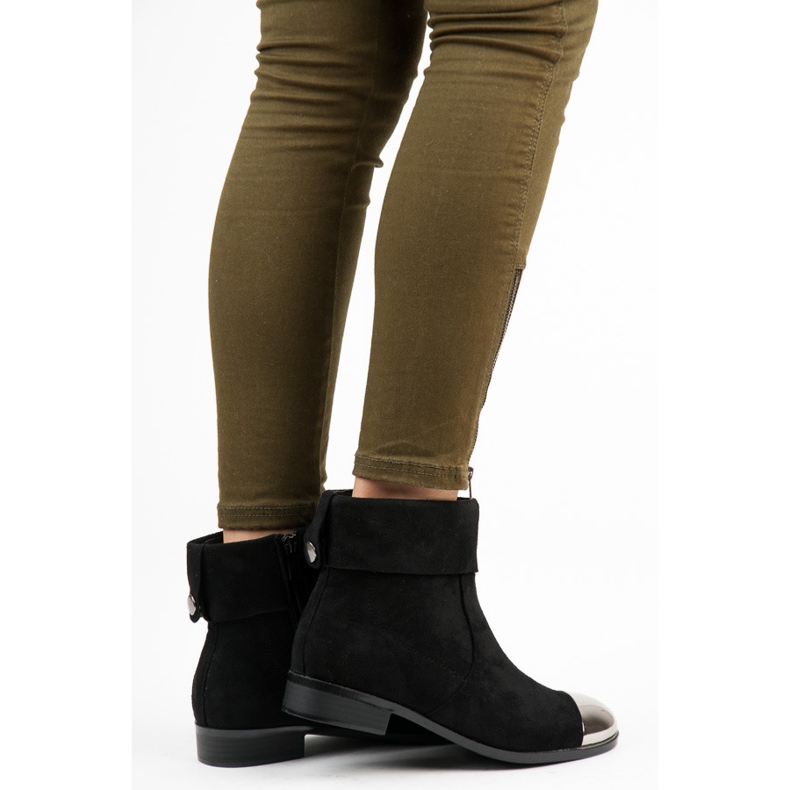 Ideal Shoes Suede ankle boots with a zipper black 2