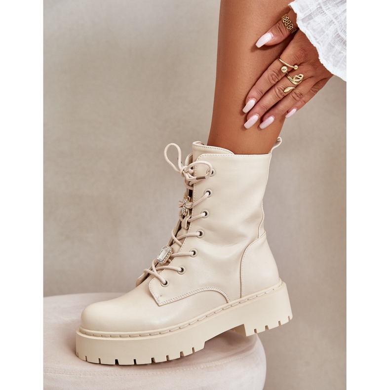 Insulated Worker Boots for Women with Pins Beige Avorira 2