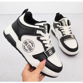 Big Star OO274A158 black and white insulated sports shoes 1
