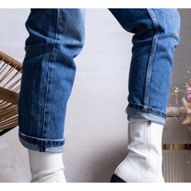 White high-heeled boots from Marisa 1 White high-heeled boots from Marisa 1