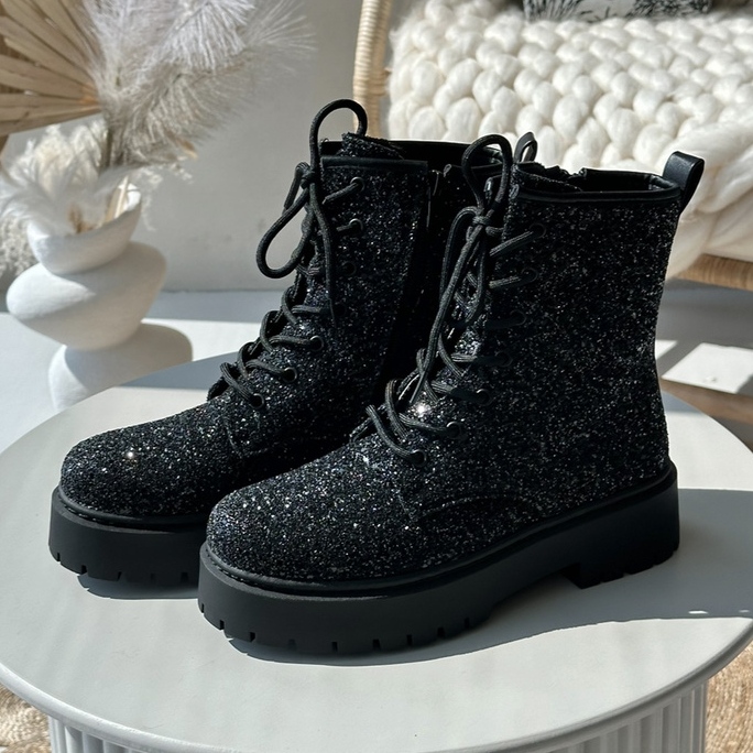 Insulated Worker Ankle Boots Women Decorated with Sequins Black Liatheine 2