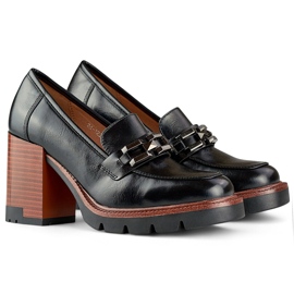 Black loafers with a thicker heel, half-shoes 1