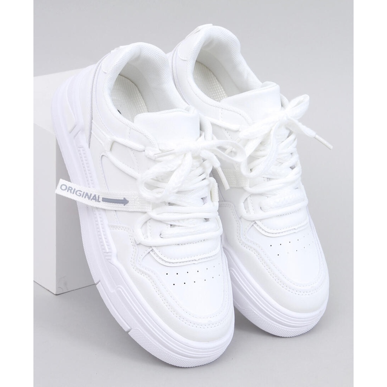 Valby White Women's Sneakers 1
