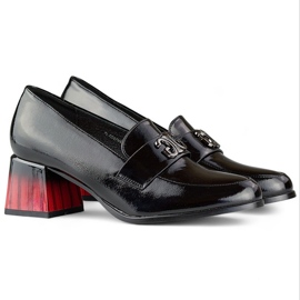 Black patent leather women's pumps with a block heel, women's half-shoes 1